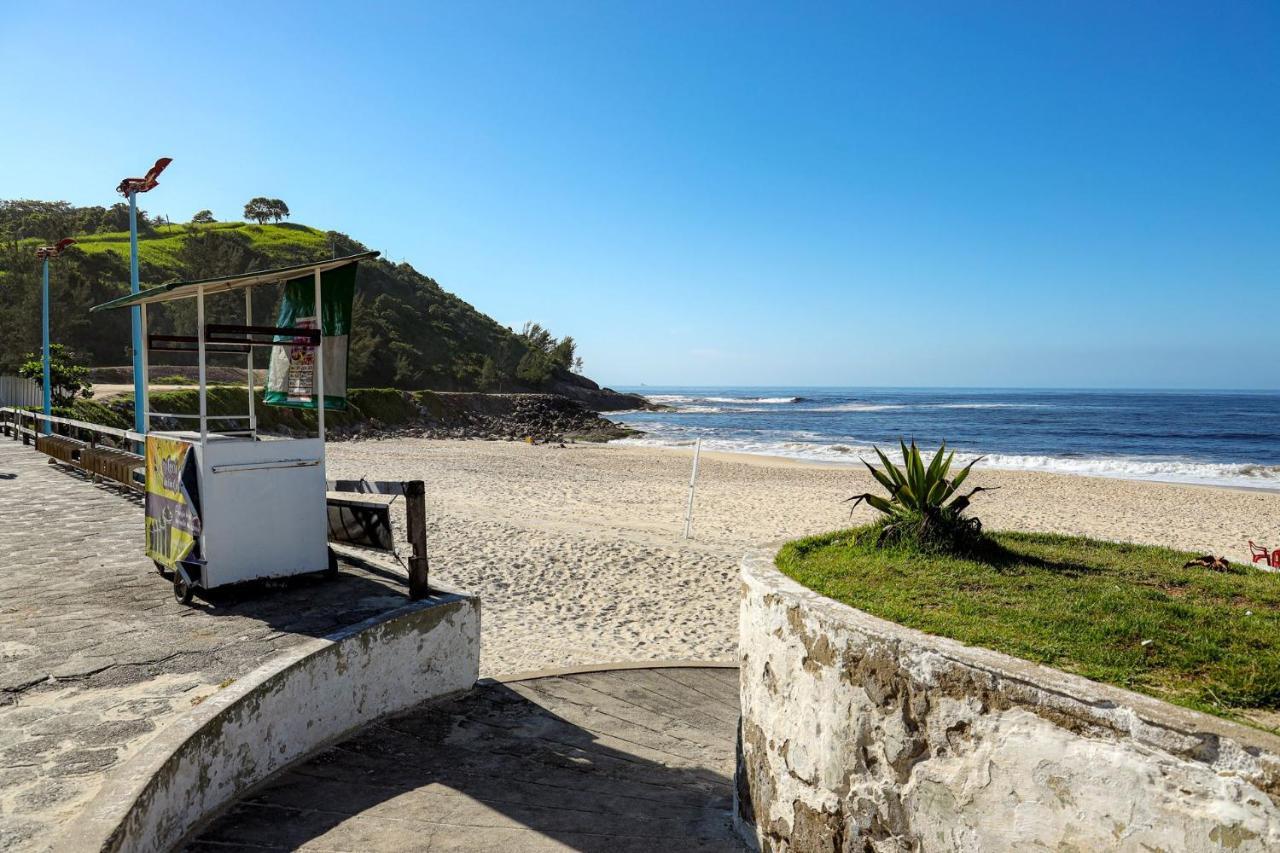 Apart A 450 Metros Da Praia De Ponta Negra Rj Jaconé 외부 사진